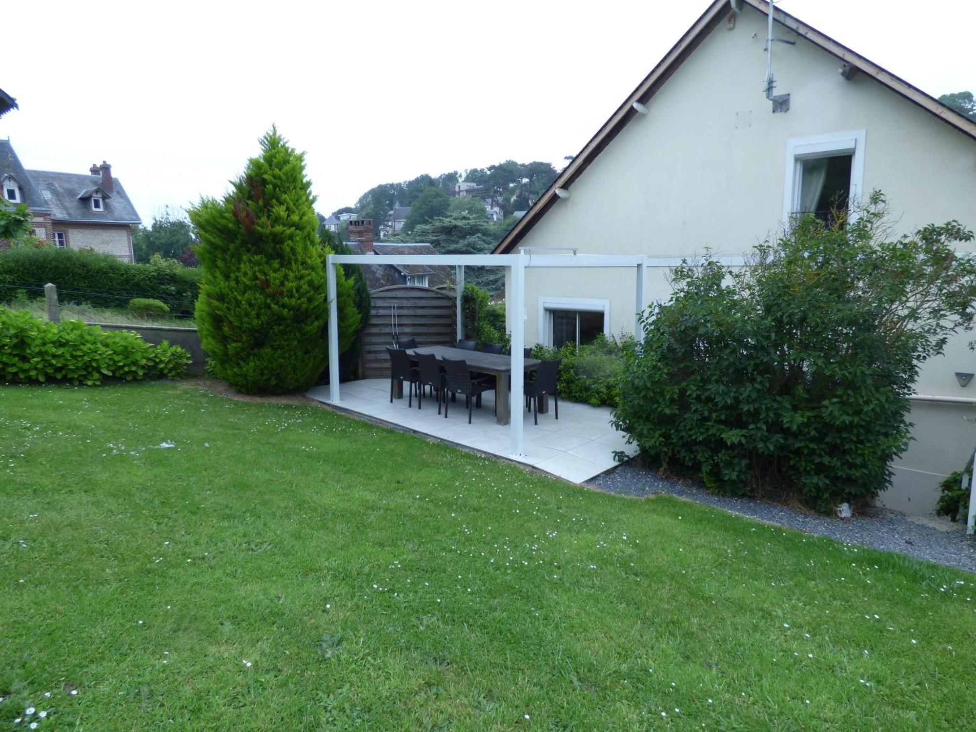 Le Clos Des Camelias เวอแลตส์-ซูร์-แมร์ ภายนอก รูปภาพ