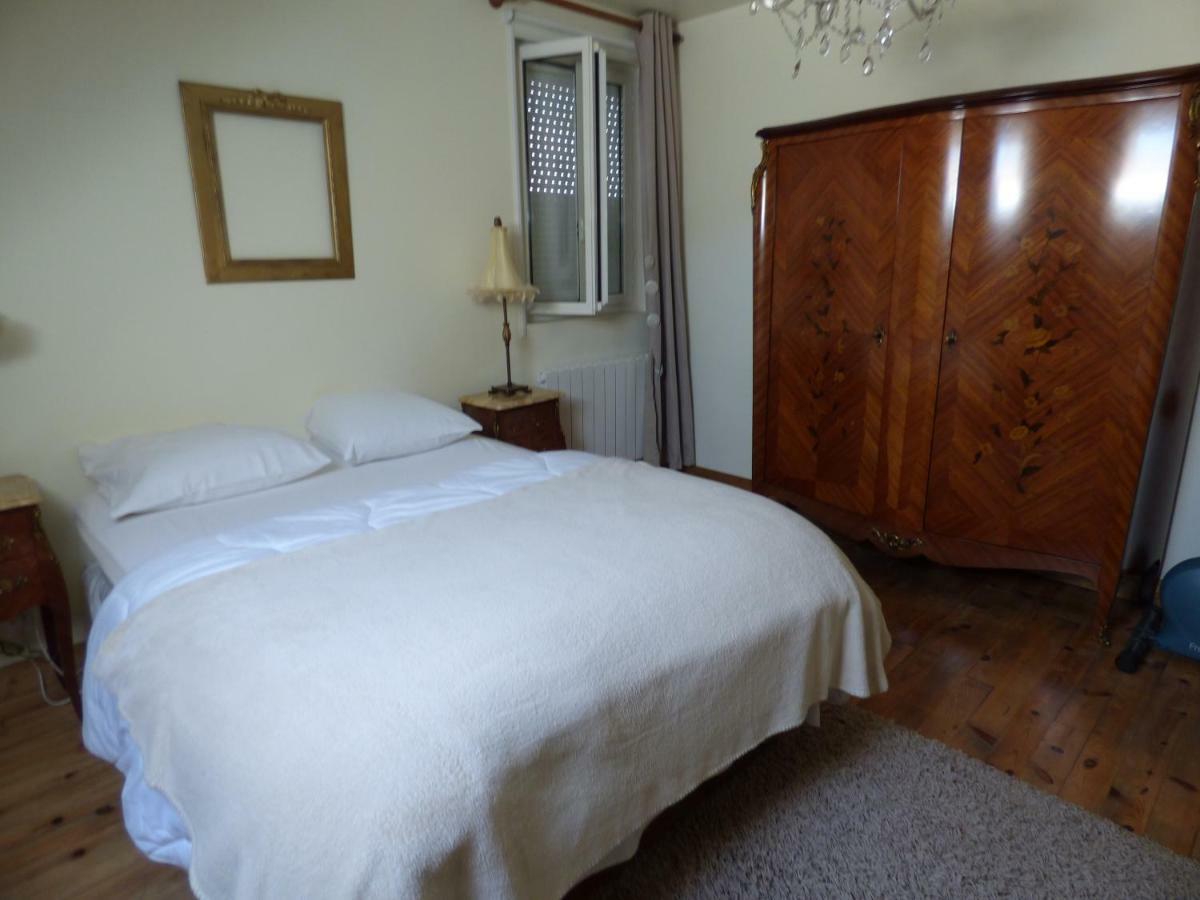 Le Clos Des Camelias เวอแลตส์-ซูร์-แมร์ ภายนอก รูปภาพ